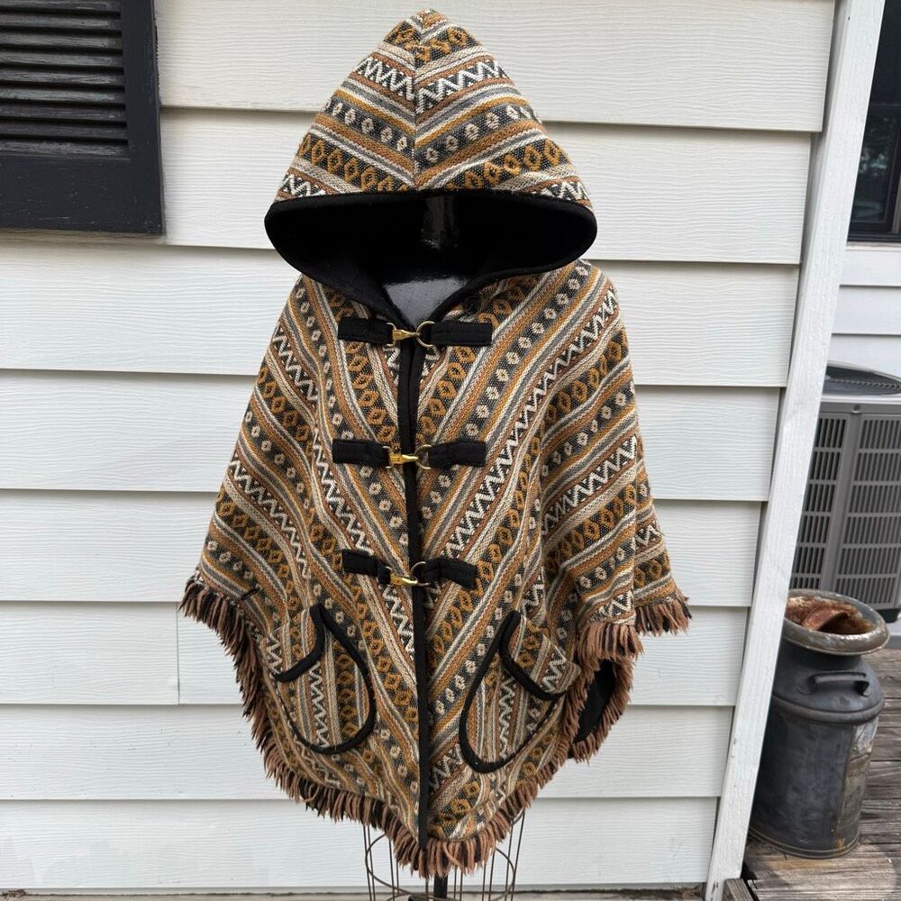 Vintage Hooded Southwestern Toggle Poncho Cape